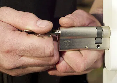 Super Locksmith Services Houston, TX 713-357-0747 - 29-10