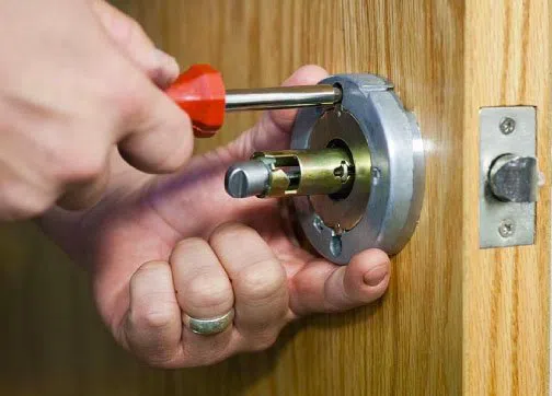 Super Locksmith Services Houston, TX 713-357-0747 Super Locksmith Services Houston, TX 713-357-0747 - 29-13