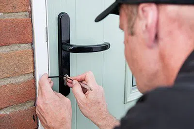 Super Locksmith Services Houston, TX 713-357-0747 Super Locksmith Services Houston, TX 713-357-0747 - 29-2