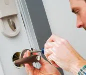 Super Locksmith Services Houston, TX 713-357-0747 Super Locksmith Services Houston, TX 713-357-0747 - 29-6